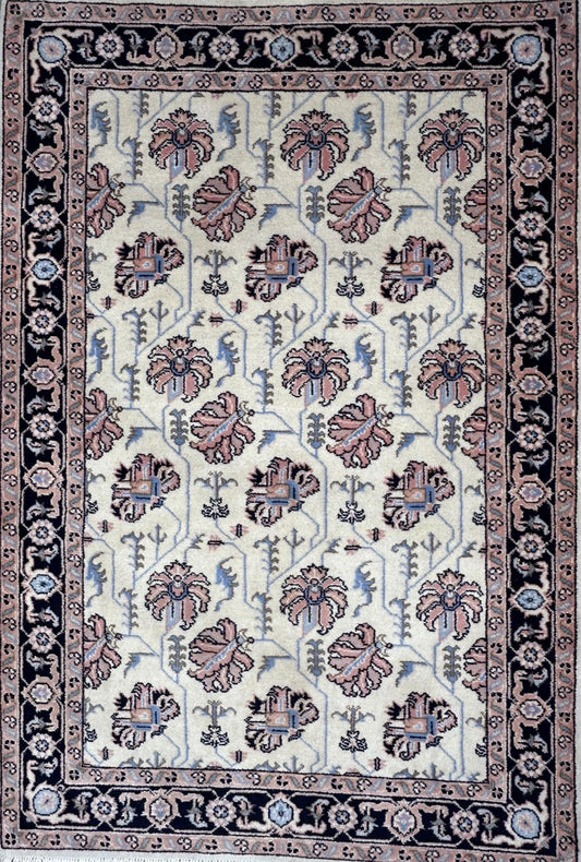 4’x5’10” Hand-knotted Wool All-Over Rug - Oriental Carpet 4x6
