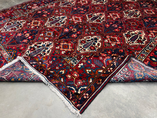 10’2”x12’8” Hand-Knotted Persian Bakhtiari Area Rug