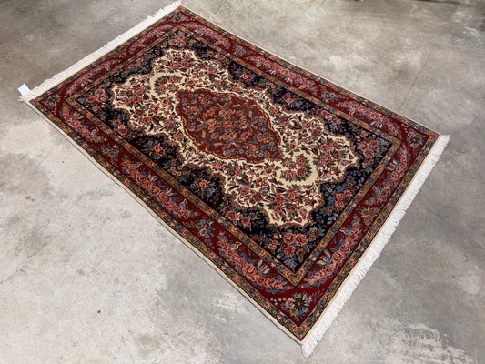 Hand-Knotted Persian Sarouk Rug - 4’5”x6’6”