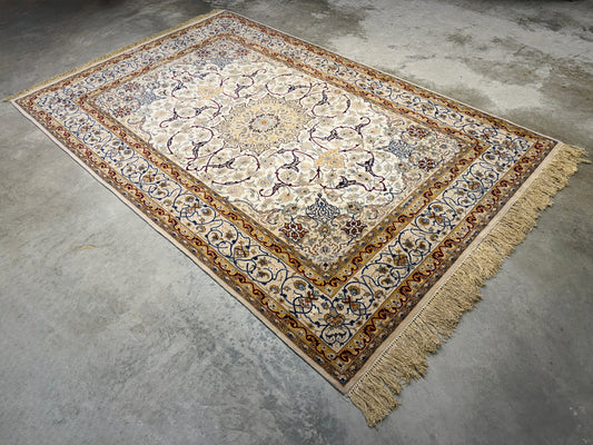 Hand-Knotted Persian Isfahan Rug - Signed Seirafian - 5’x7’9”