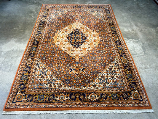 6'x9' Hand-Knotted 100% Wool Pile Bidjare Design Carpet - Area Rug