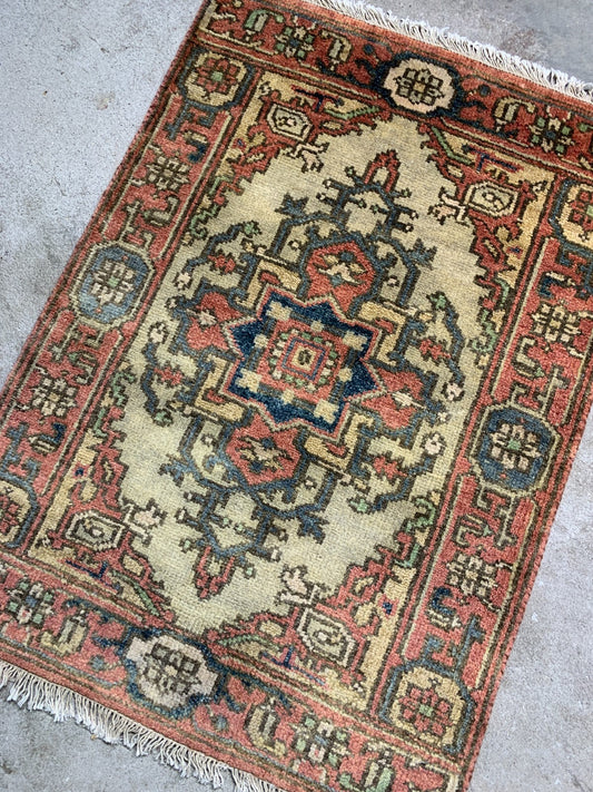 2'x3' Hand-Knotted 100% Wool Herize Design Carpet - Area Rug