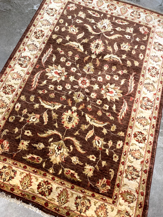 3'11" x 5'11" Very-Fine Hand-Knotted 100% Wool Floral Area Rug - Carpet