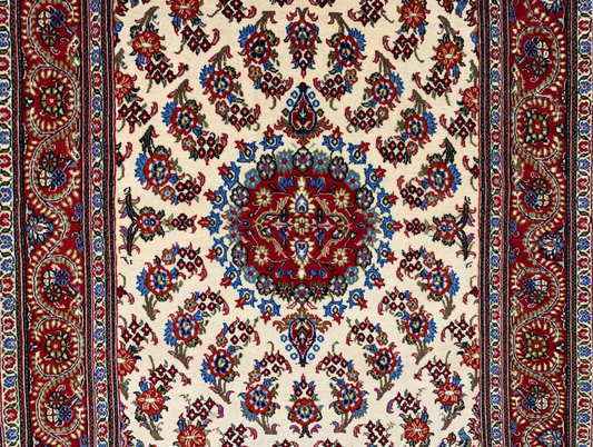 3'3"x5'2'' Hand-Knotted 100% Wool Pile Qume Area Rug