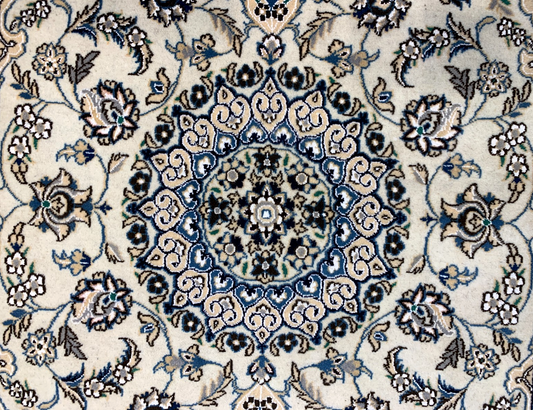 2'11"x4'7'' Very Fine Hand-Knotted Silk & Wool Naine Area Rug - Carpet