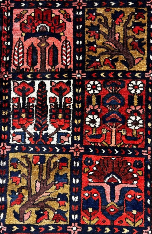 5'4" x 10'4" Hand-Knotted 100% Wool Pile Bakhtiarie Area Rug