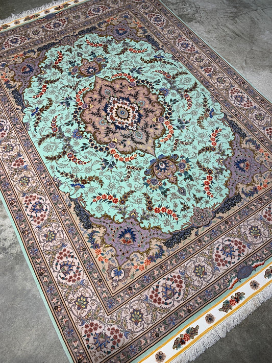 4'10"x7' Extremely Fine Hand-Knotted Wool & Silk Blend Tabrize Carpet - Area Rug