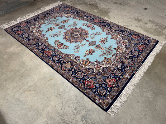 Hand-Knotted Persian Isfahan Rug - Signed Enteshari - 5’x7’9”