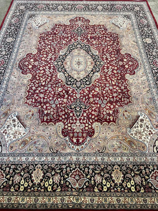 9'x12' Hand-Knotted Oriental Rug