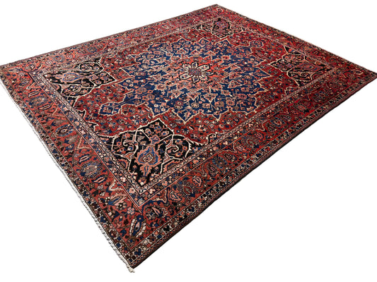 9’8”x12’6” Hand-Knotted Persian Bakhtiari Area Rug