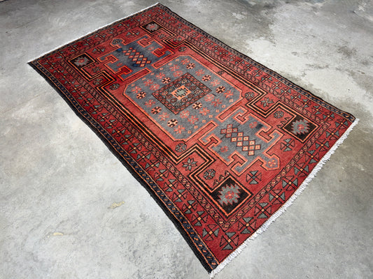 Hand-Knotted Persian Hamadan Rug - 4'2"x6'5"
