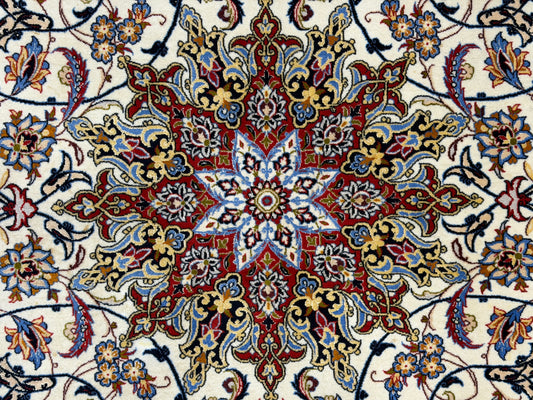 Hand-Knotted Persian Isfahan Rug - 6’11”x9’10”