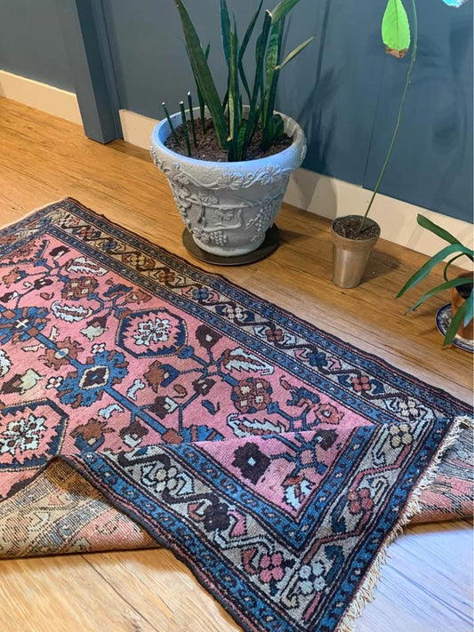 3’5”x6’ Antique Handmade Persian Hamadan Rug