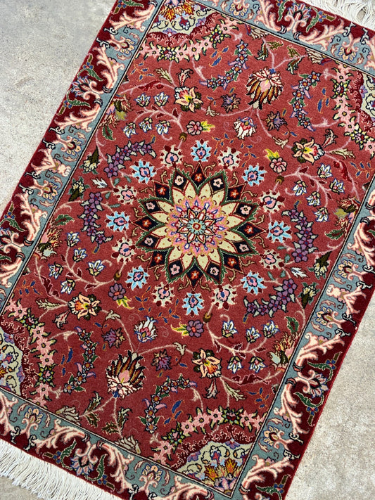 How to Tell If a Persian Rug Is Handmade or Machine-Made: The Complete Guide