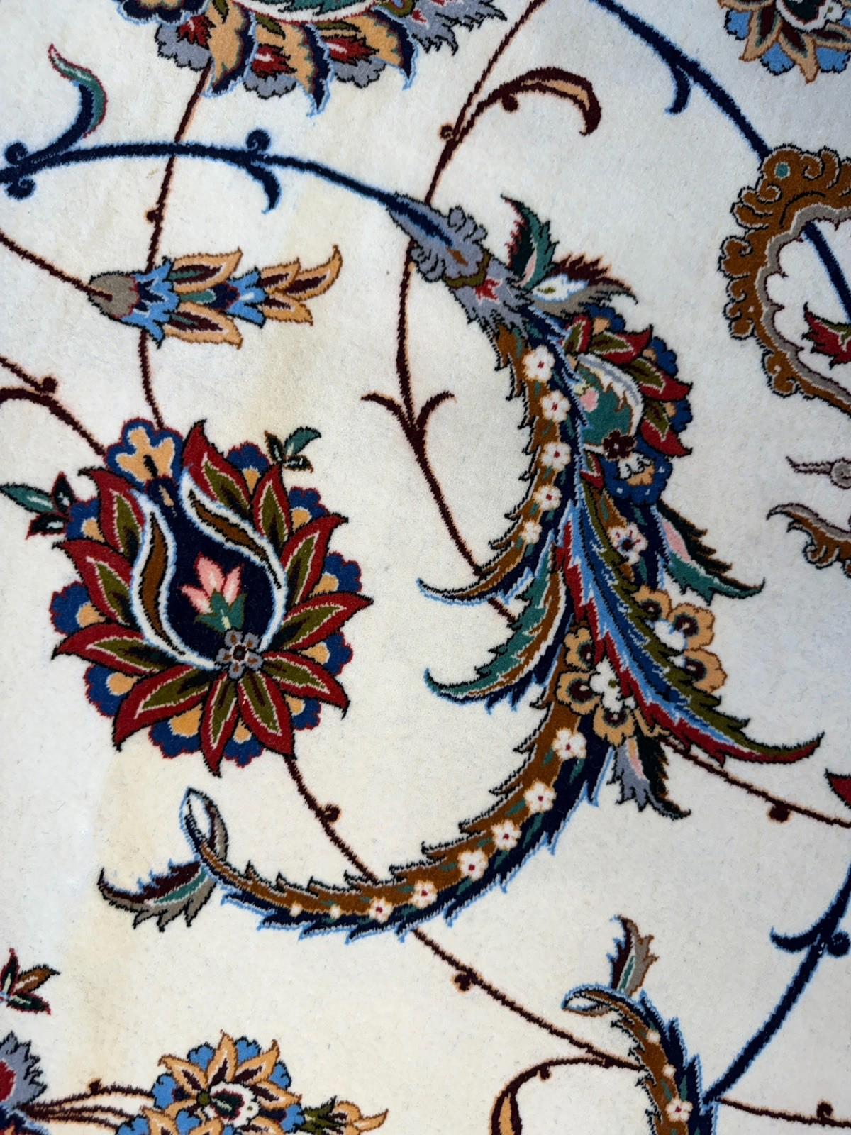 10’2”x14’2” Very Fine Hand-Knotted Wool & Silk Isfahane Area Rug 10x14