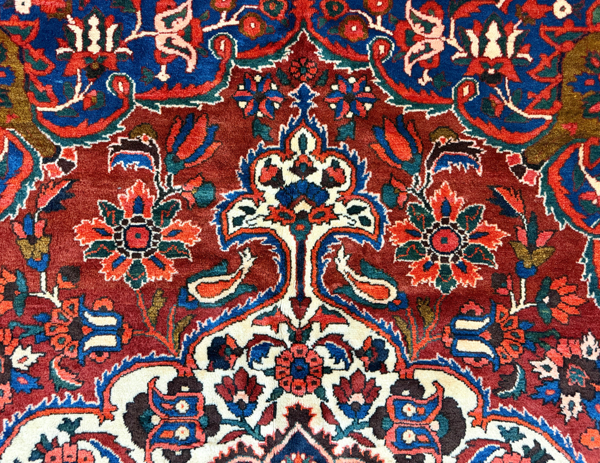 Hand-Knotted Persian Bakhtiari Rug - 8’8”x12’2”