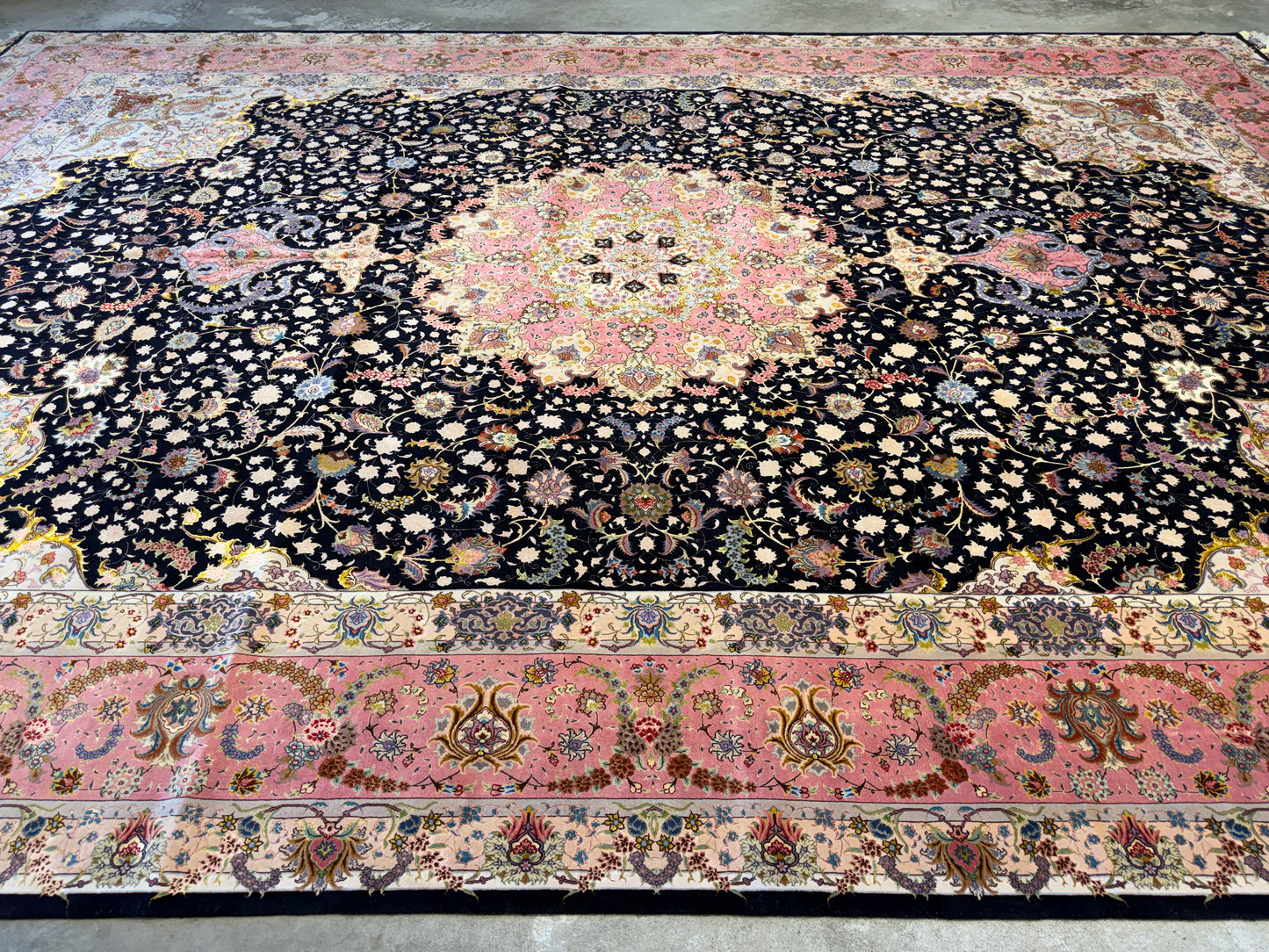 11’6”x16’6” Very Fine Hand-Knotted 70 Raj Signed Persian Tabriz Rug