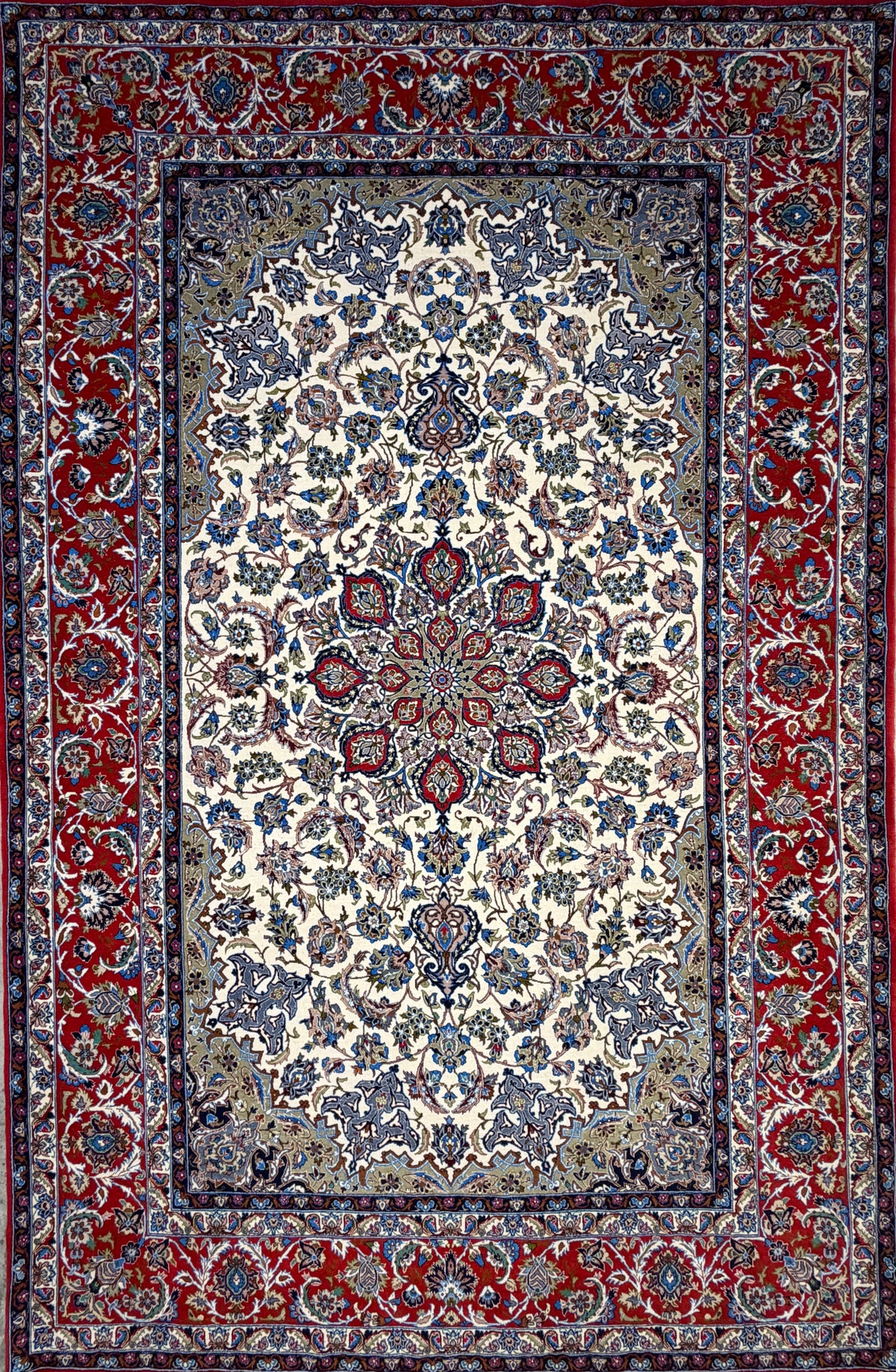Hand-Knotted Persian Isfahan Rug - 5’x8’