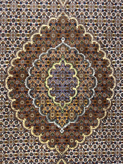 Hand-Knotted Persian Tabriz Mahi Rug - 4'7"x6'7"