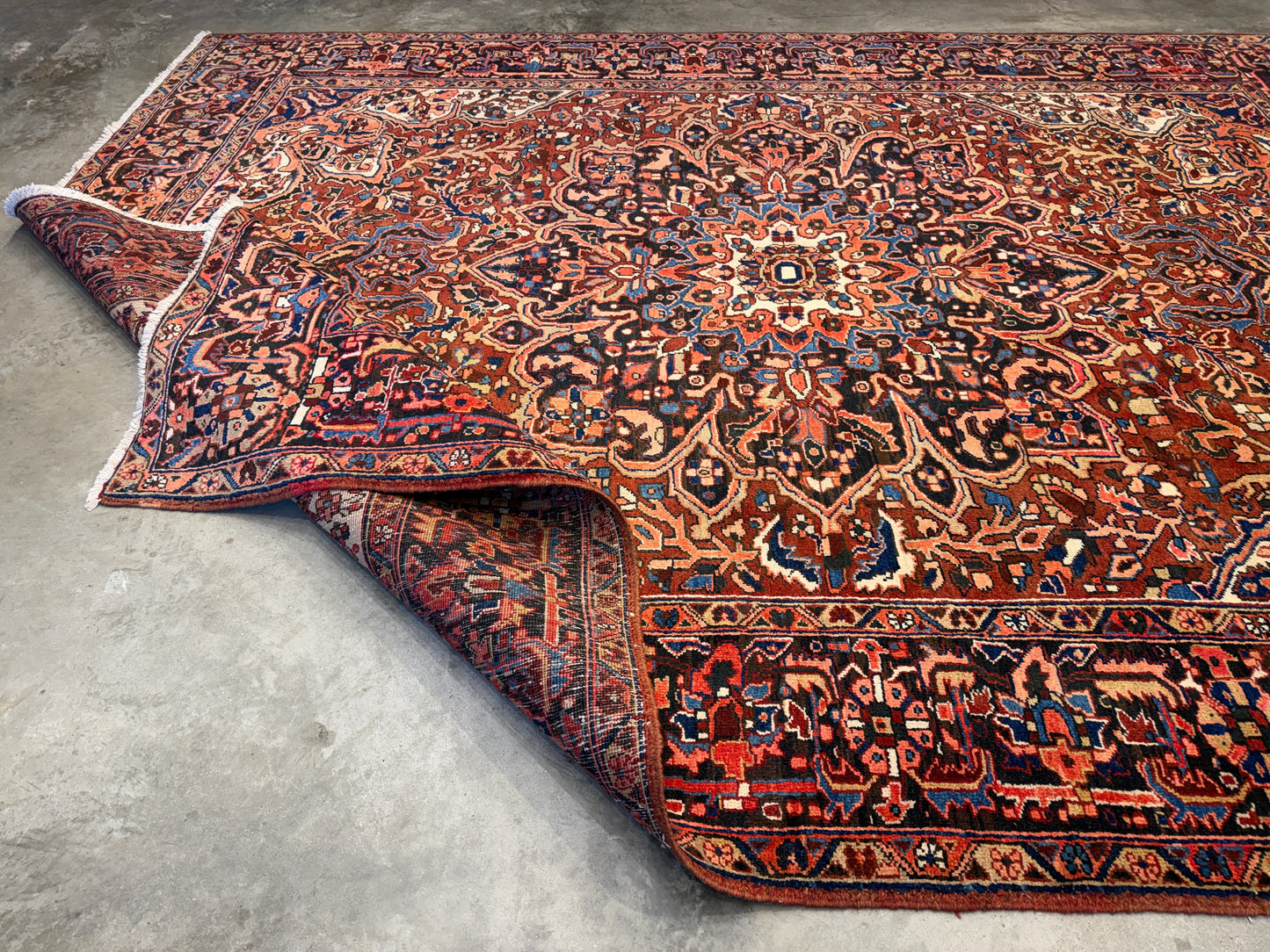 9’1”x11’9” Hand-Knotted Persian Heriz Area Rug