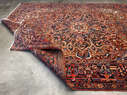 9’1”x11’9” Hand-Knotted Persian Heriz Area Rug
