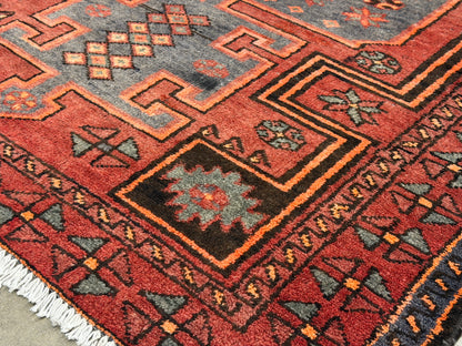 Hand-Knotted Persian Hamadan Rug - 4'2"x6'5"