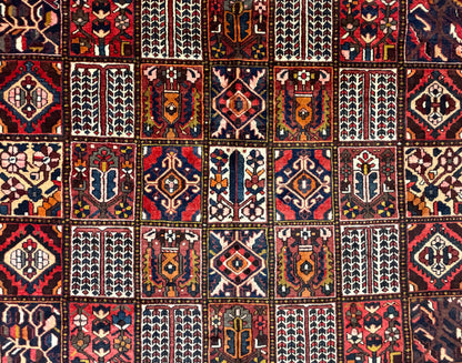 Hand-Knotted Persian Bakhtiari Rug - 9’8”x12’4”