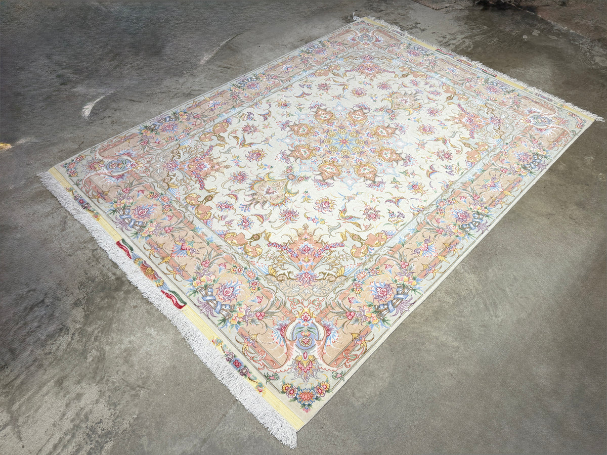 Hand-Knotted Persian Tabriz 70 Raj Rug - 4'10"x6'10"