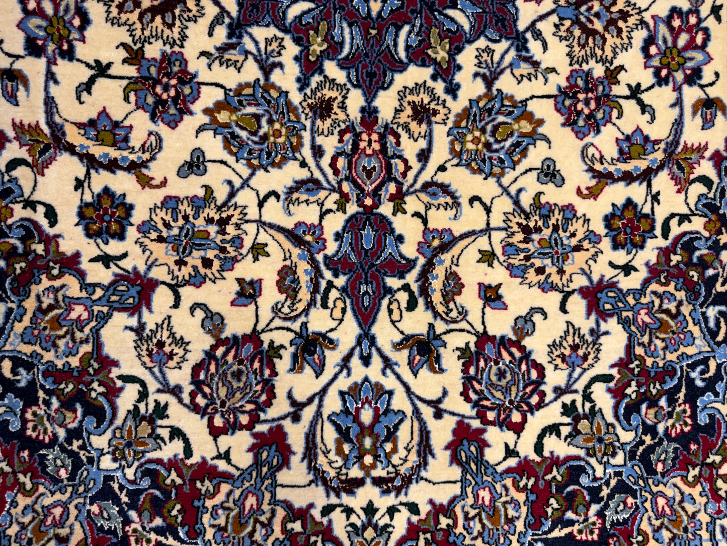 Hand-Knotted Persian Isfahan Rug - 3’6”x5’6”