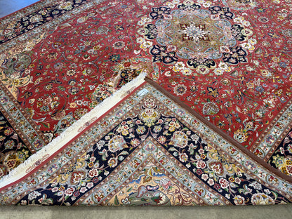 9’8”x13’4” Very Fine Hand-Knotted Persian Tabriz 80 Raj Signed Gharabaghi Area Rug
