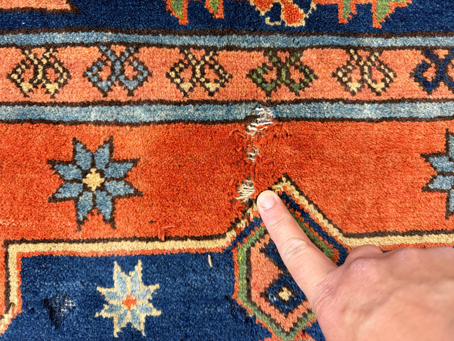 8’10”x11’ Hand-Knotted Wool Kazak Area Rug