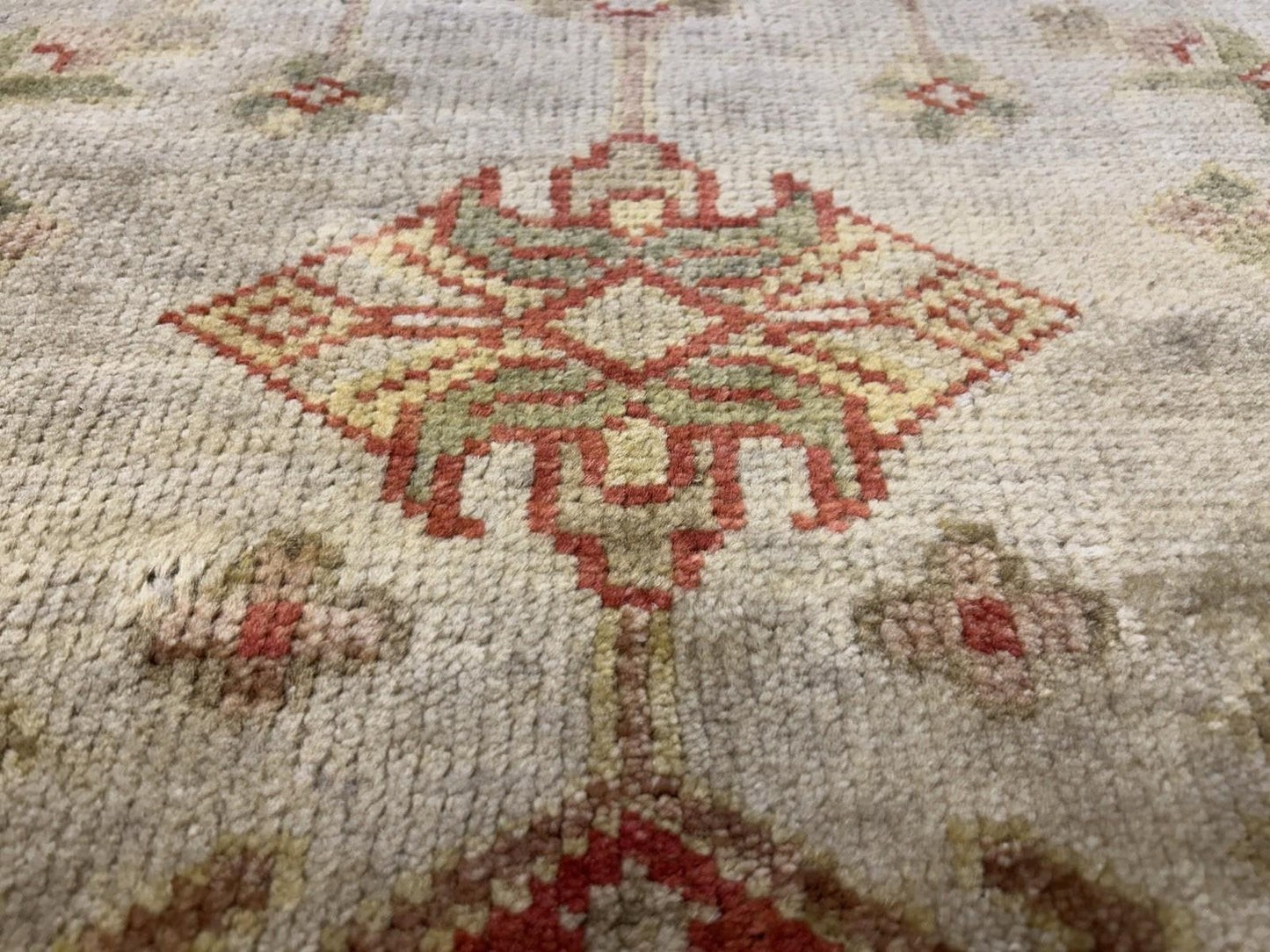 8’4”x10’ Hand-Knotted Wool Oushak All-over Area Rug