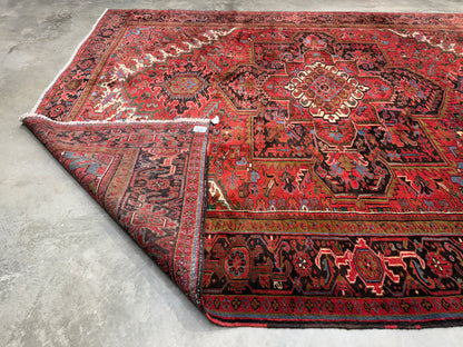 10’1”x12’6” Hand-Knotted Persian Heriz Area Rug