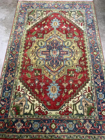 4'x6' Handmade 100% Wool Indo-Heriz Rug