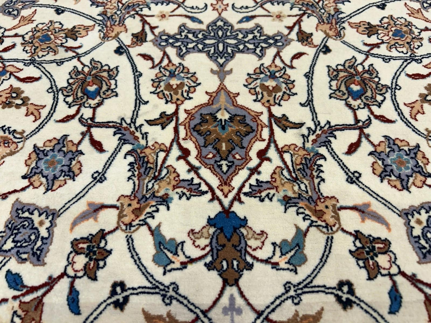 3’5”x5’9” Hand-Knotted  Fine Wool & Silk Isfahane Seirafian Area Rug - Signed