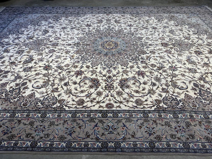 11’7”x16’6” Palace Size Hand-Knotted Wool & Silk Isfahane Area Rug 11x16