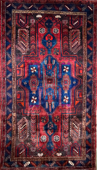 Hand-Knotted Persian Hamadan Rug - 5’3”x9’3”