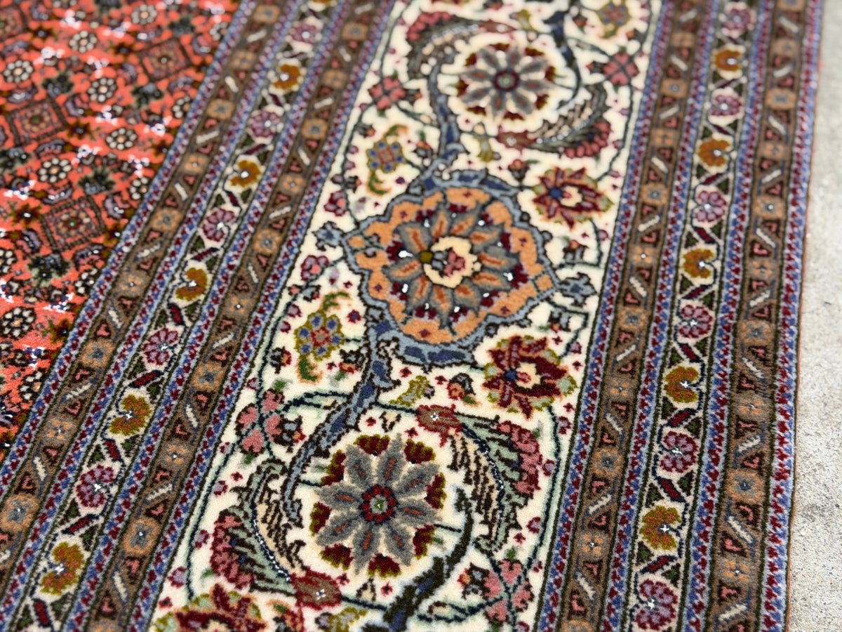 Hand-Knotted Persian Tabriz Mahi Rug - 6'10"x10'1"