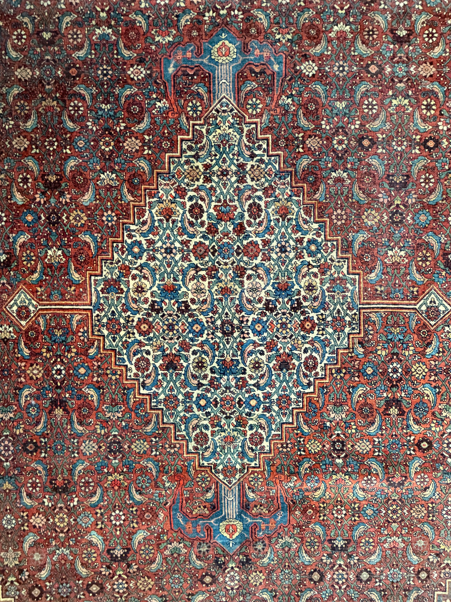 Hand-Knotted Persian Bakhtiari Rug - 9’9”x14’6”