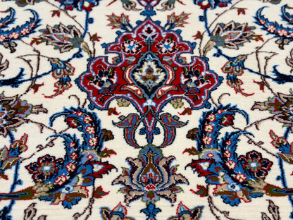 Hand-Knotted Persian Isfahan Rug - 6'9"x10'1"