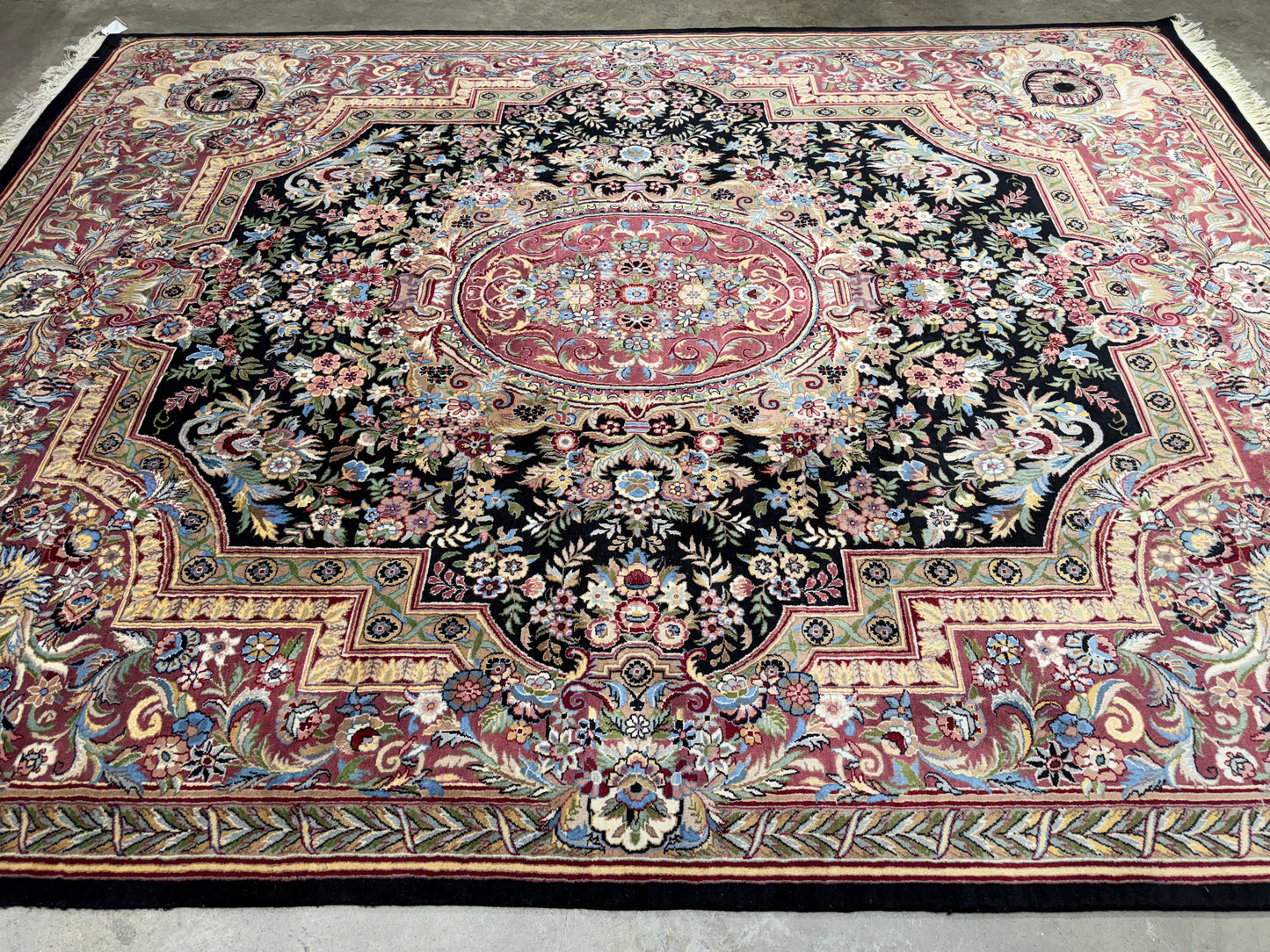 8’x10’3” Hand-Knotted Wool PakPersian Area Rug