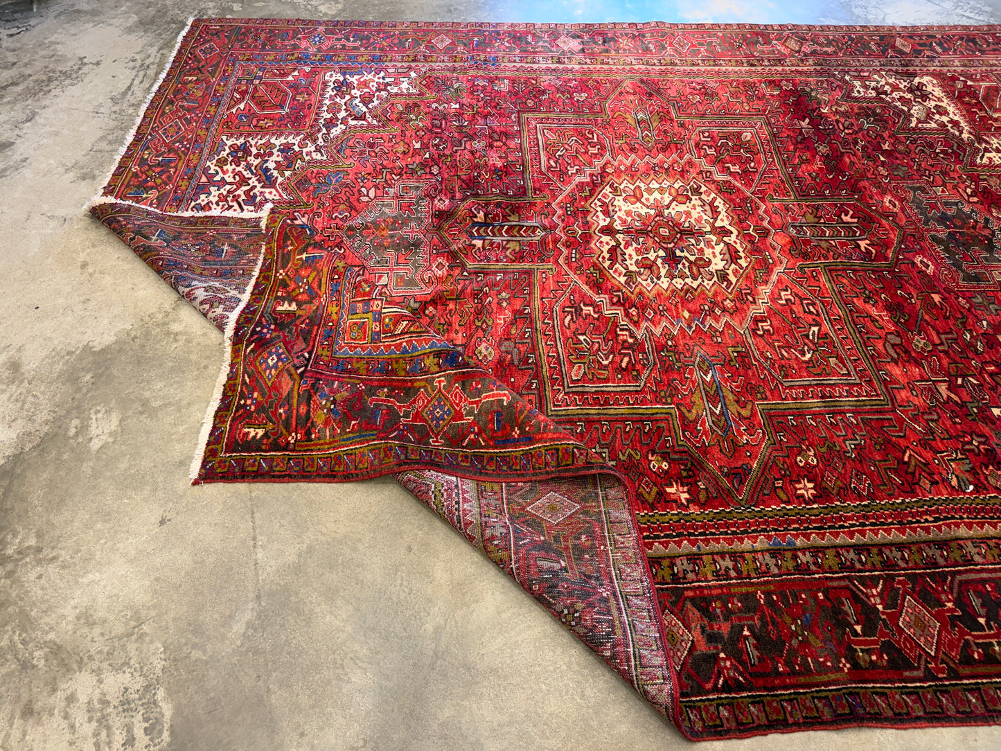 10’1”x12’9” Hand-Knotted Persian Heriz Area Rug