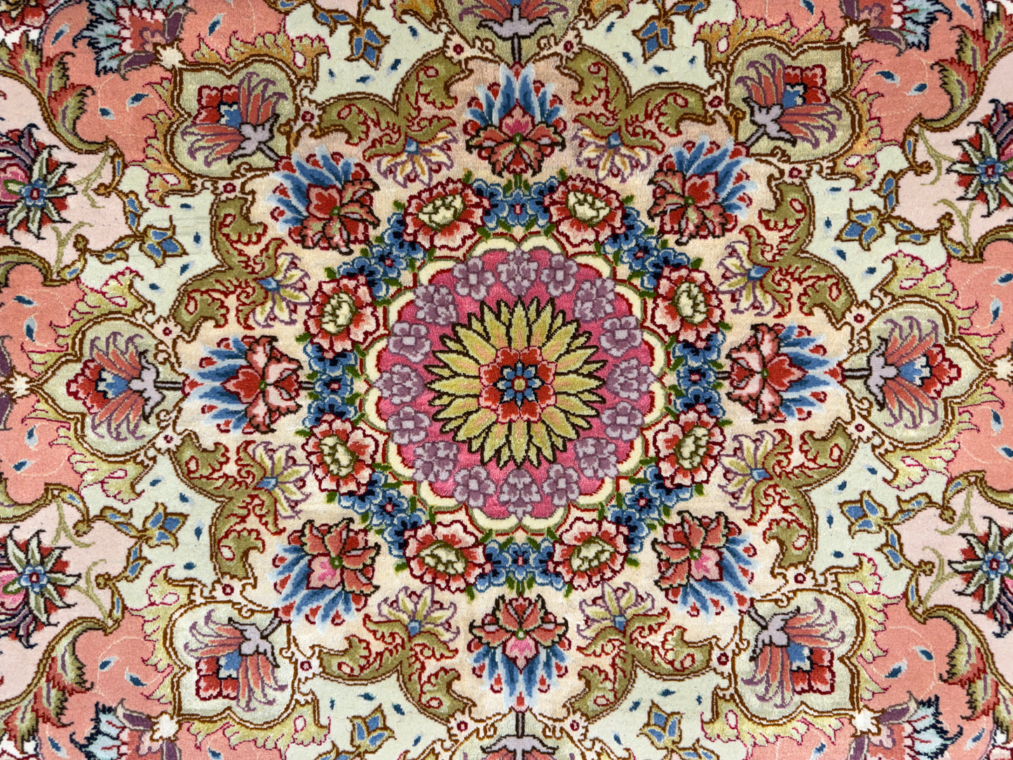 9’9”x13’3” Fine Hand-Knotted Persian Tabriz Signed Area Rug