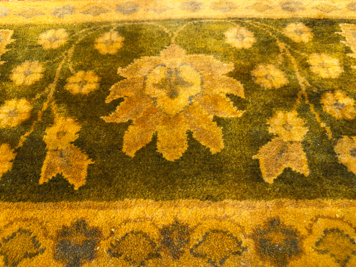 8’1”x9’10” Hand-Knotted Wool Tibetian Area Rug