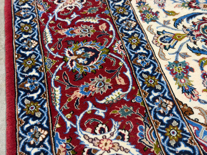 Hand-Knotted Persian Isfahan Rug - 5’2”x7’10”