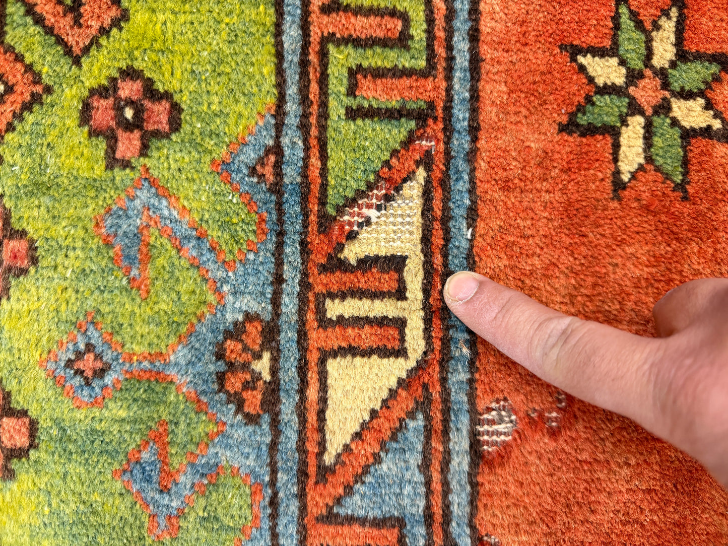 8’10”x11’ Hand-Knotted Wool Kazak Area Rug