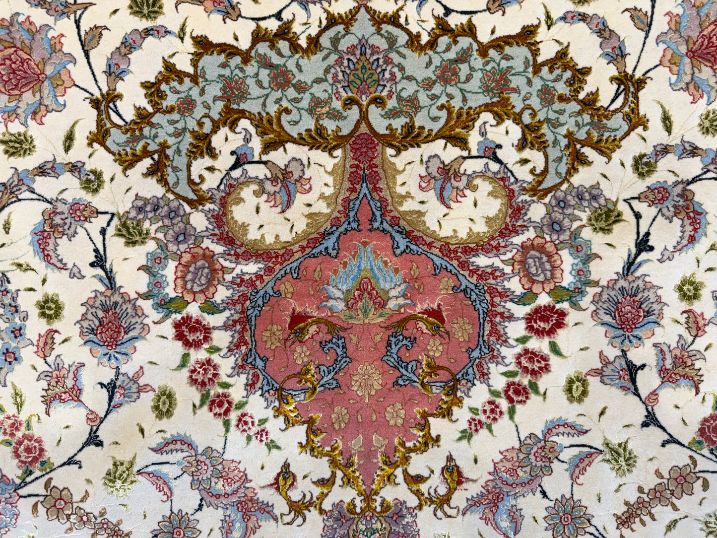 9’9”x13’9” Very Fine Hand-Knotted Persian Tabriz 80 Raj Signed Area Rug