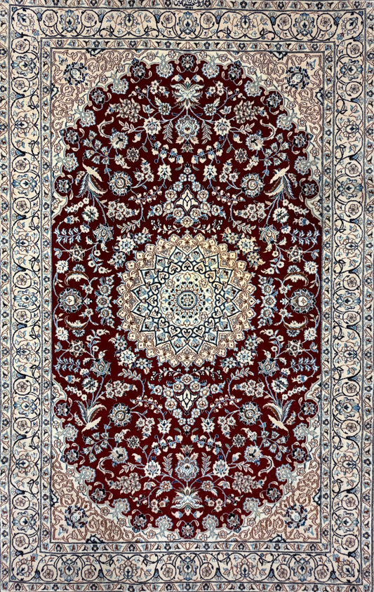 Hand-Knotted 6 La Persian Nain Rug - 4'5"x6'11"