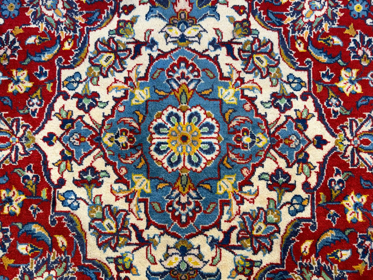Hand-Knotted Persian Kashan Rug - 9’7”x13’3”