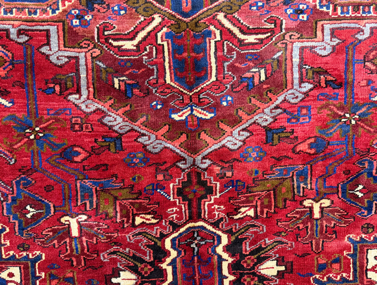 Hand-Knotted Persian Heriz Rug - 9’3”x11’9”